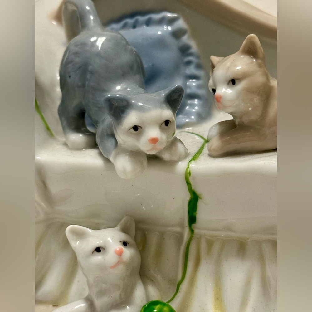 Vintage Ceramic Kittens on a chaise figurine. Made in Taiwan